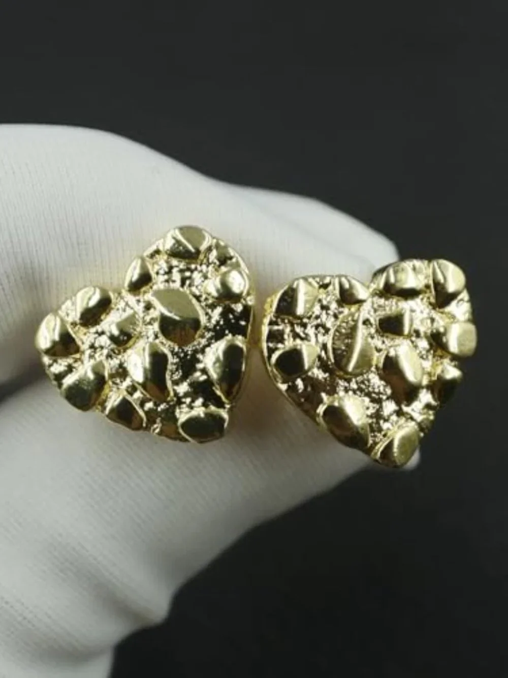 14K Gold Rough Textured Heart Shape Net Ear For Women Heart Stud Ear